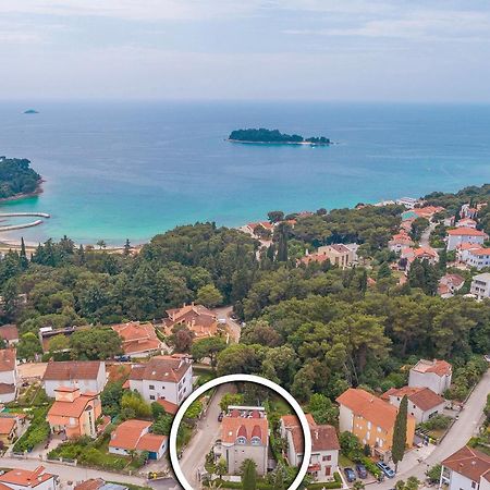 Apartments Ana - ロヴィニ エクステリア 写真